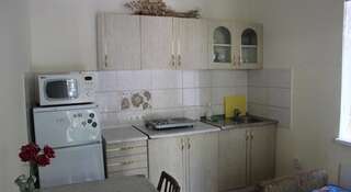Гостиница Sunny Apartments Ялта Апартаменты с 2 спальнями-4